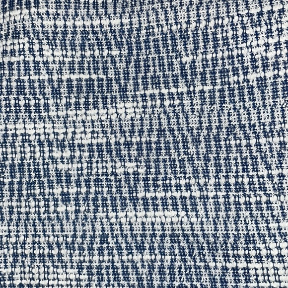 Bannana Republic NWT Women’s Blue and White knit pencil skirt - Picture 8 of 9